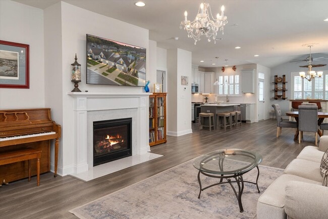 Building Photo - 312 Topside Dr