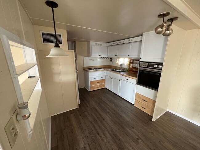 Building Photo - 55+ community