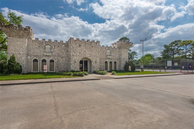 Building Photo - 8903 Wilson Reid Dr