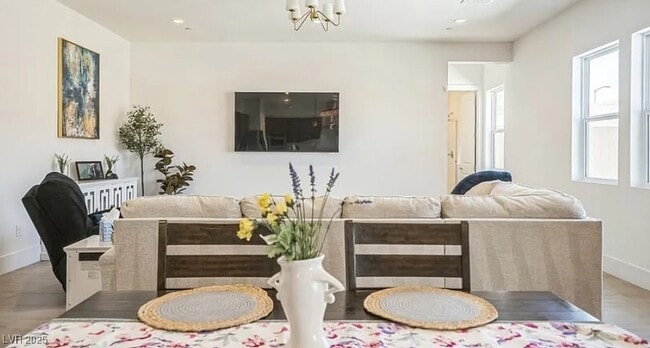 Building Photo - 9031 Coastal Oaks St