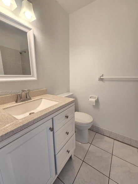 Building Photo - 15081 SW 127th Ct