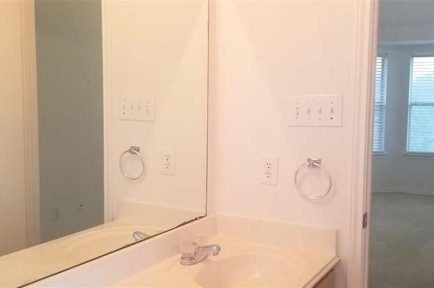 Building Photo - 12731 Sandbur Valley Way