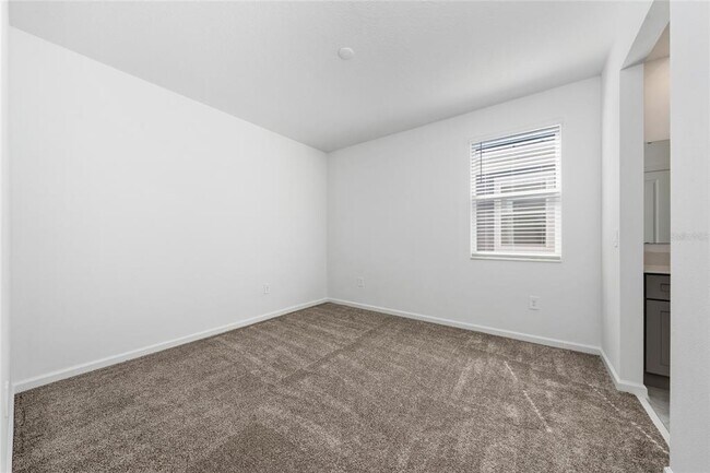 Building Photo - 4132 Jespersen St