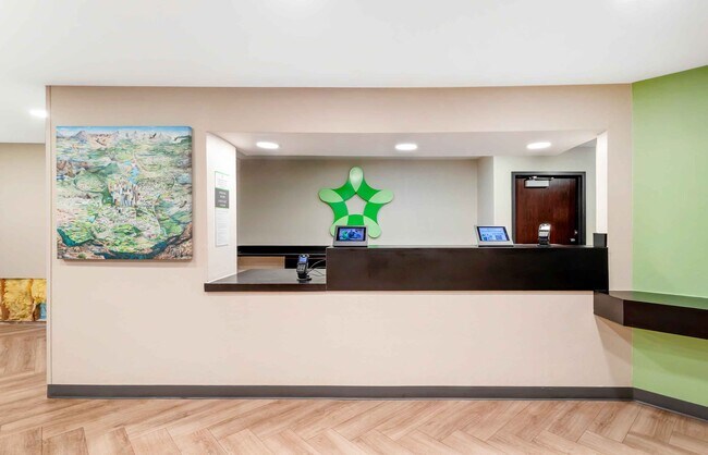 Building Photo - Furnished Studio-Asheville - Tunnel Rd.