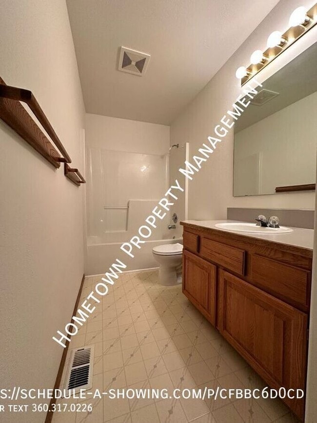 Building Photo - 6039 Thornbury Pl SE