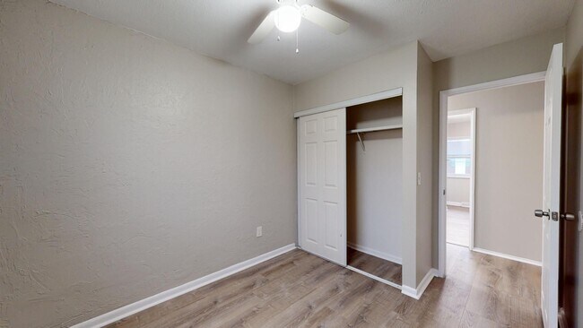 Building Photo - 630 Abbe Rd S