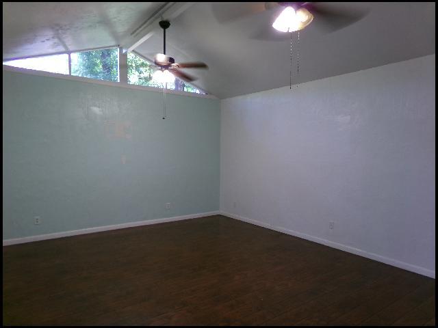 Building Photo - 11423 Birchwood Dr