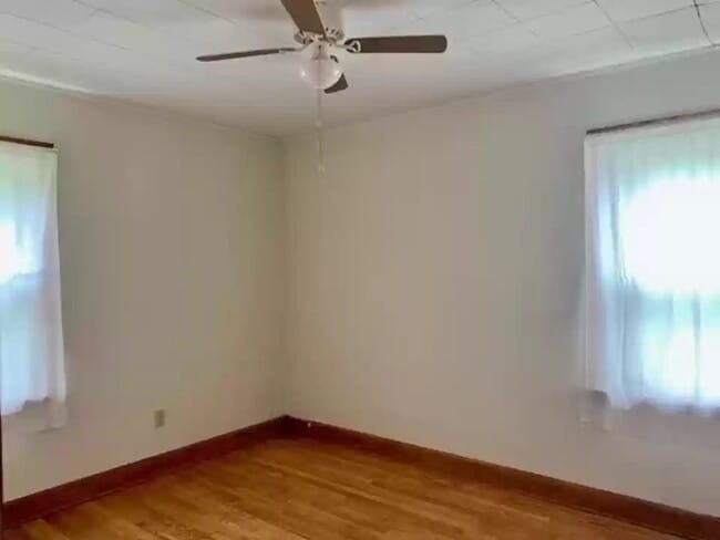 Building Photo - 3817 W 10th St