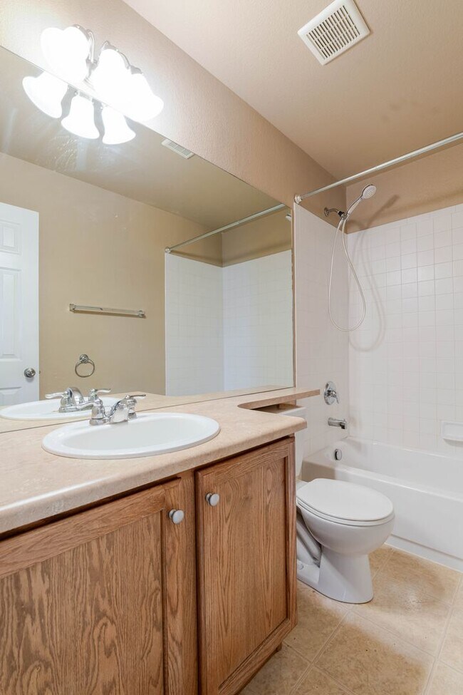 Building Photo - $2195 | 3BR/2.5BA | Dog Friendly Beautiful Home in Stetson Hills