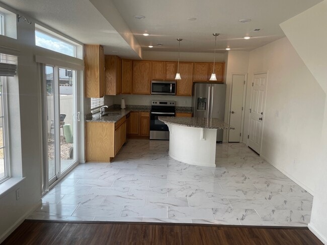 Building Photo - 4406 N Quatar Ct