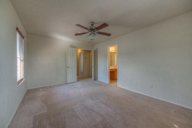 Building Photo - 1610 Vera Way