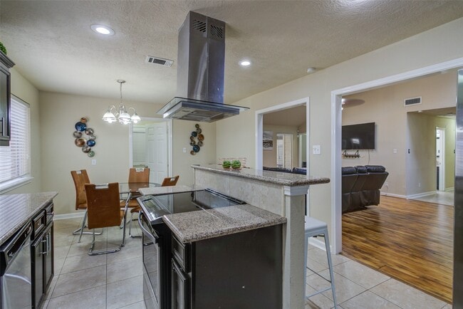 Building Photo - 6614 Winkleman Rd