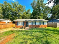 Building Photo - 3615 Midfield Dr