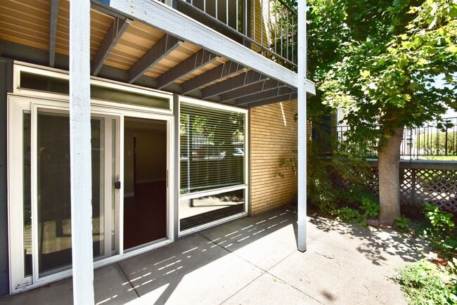 Building Photo - 127 E 1100 N