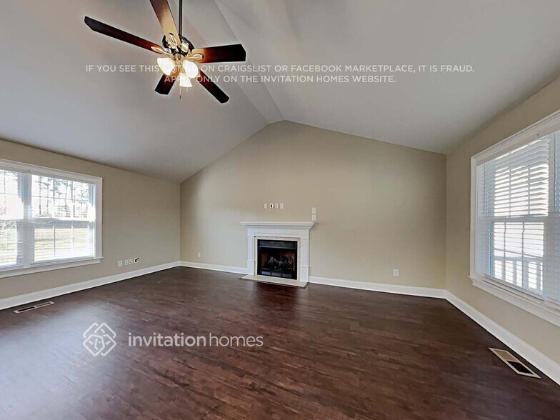 Building Photo - 48 Bergamont Cir