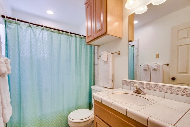 Building Photo - 831 Allerton Ct