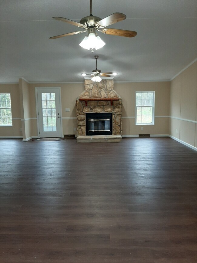 Building Photo - 5767 Deauville Cir