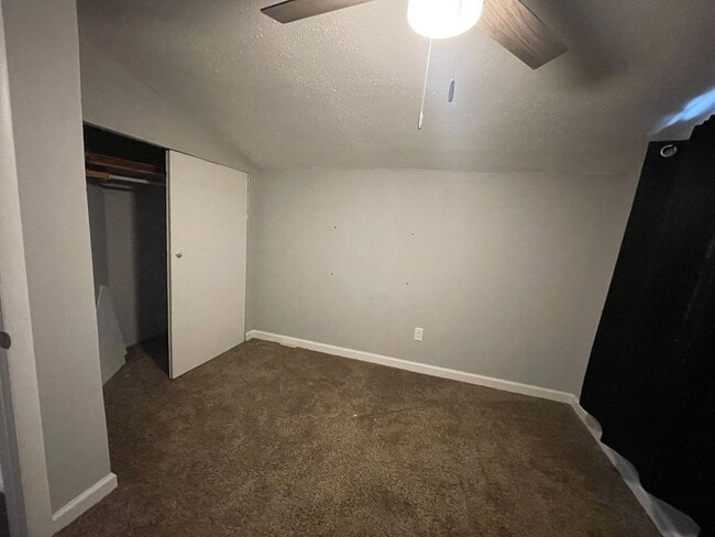 Building Photo - 3 Bed 1 Bath House for rent in Bowling Green, MO