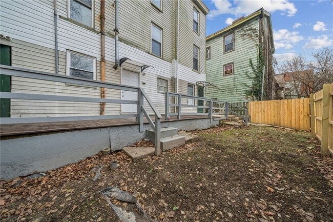 Building Photo - 3226 Richardson Ave