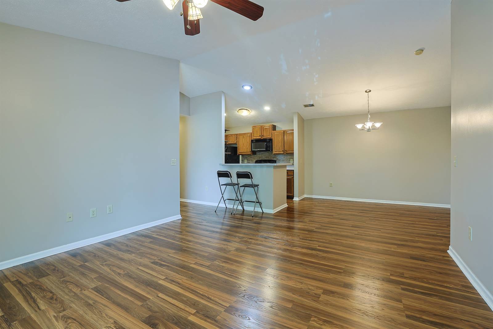 Building Photo - 6635 Brigham Sq