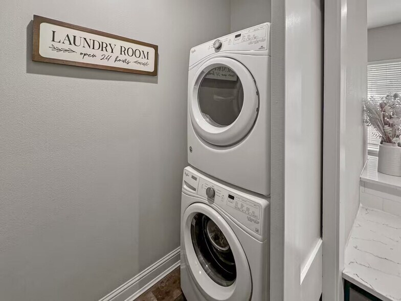 Building Photo - 110 N Boston Ave