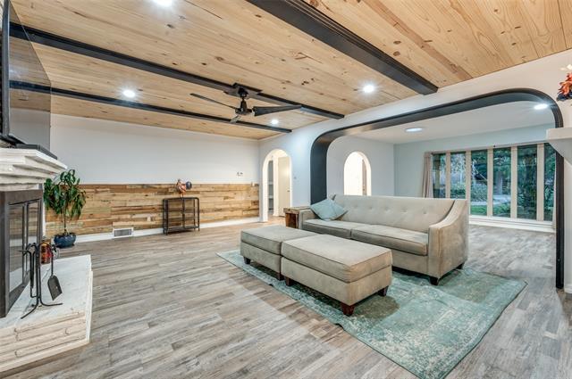 Building Photo - 8327 Coolgreene Dr