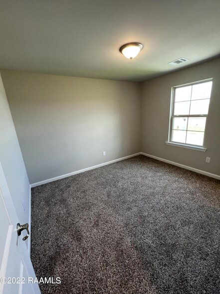 Building Photo - 213 Garden Oaks Ave