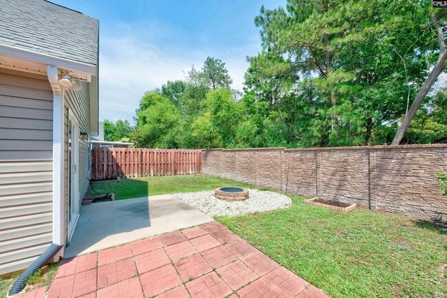 Building Photo - 184 Ivy Square Dr