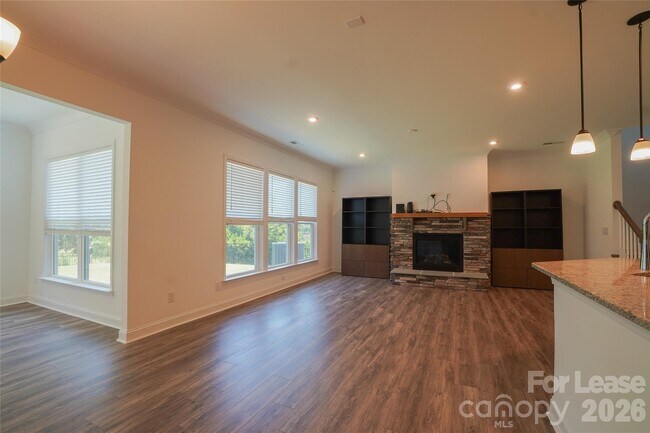 Building Photo - 11224 Smokethorn Dr NW