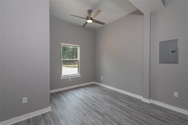 Building Photo - 519 Magnolia Point Dr