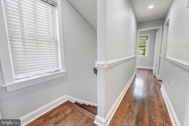 Building Photo - 1408 Foxhall Rd NW