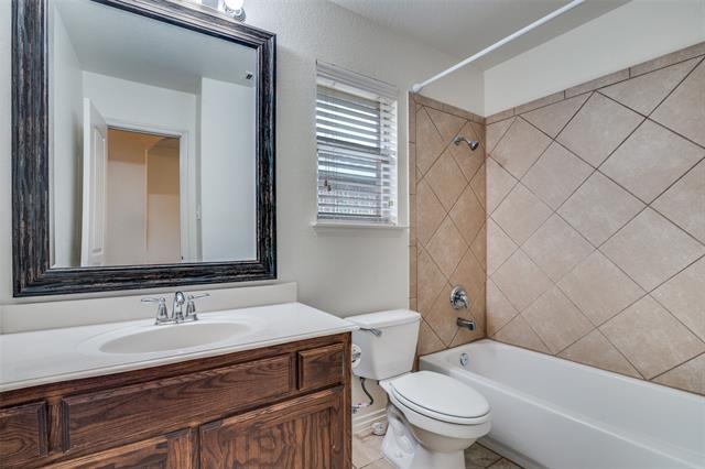 Building Photo - 2153 Colby Ln