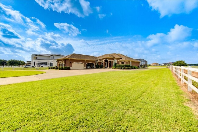 Building Photo - 5942 Sagamore Bay Ln