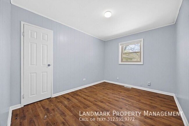 Building Photo - 336 Waldmann Dr