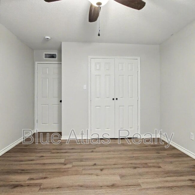 Building Photo - 225 Bryan St