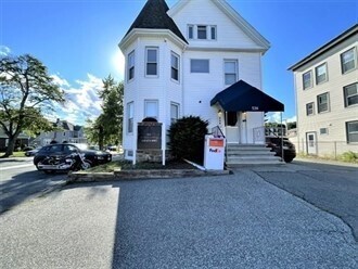 Building Photo - 539 Lincoln Ave