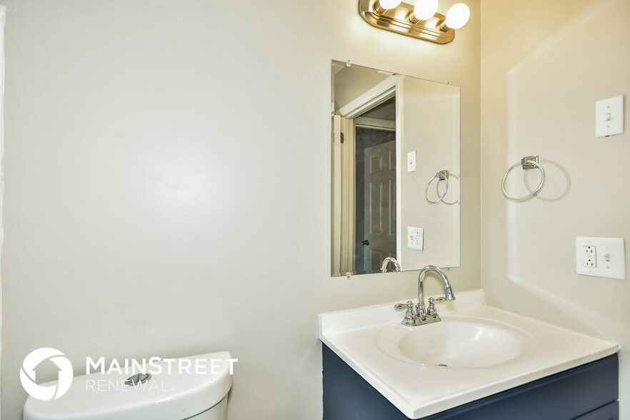 Building Photo - 1404 Crockett Ct