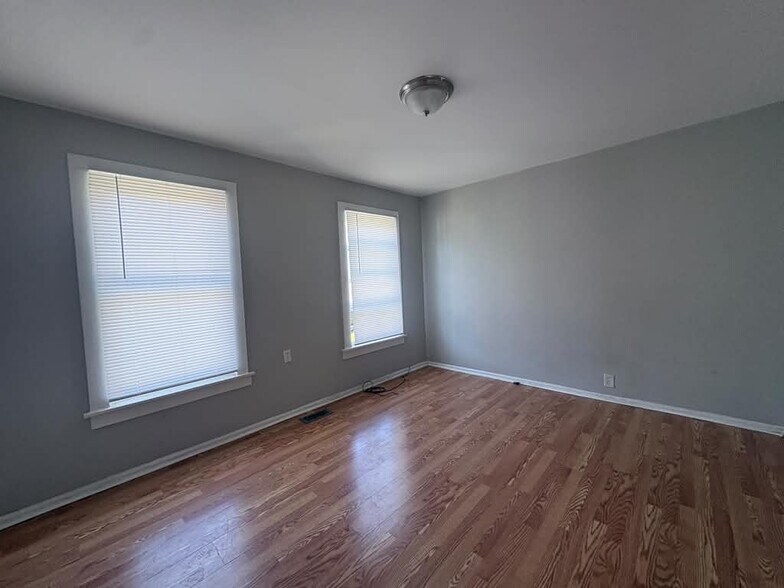 Building Photo - 769 Dixwell Ave