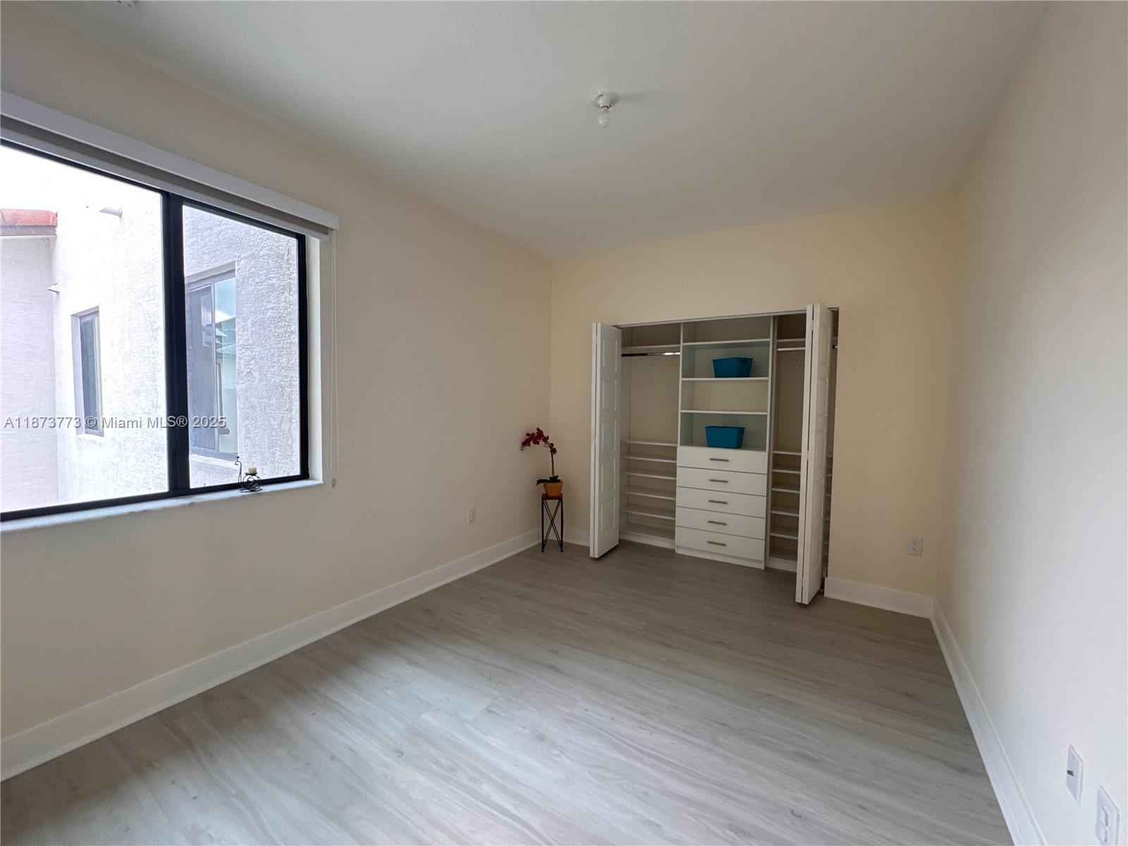 Building Photo - 4760 NW 83rd Pky