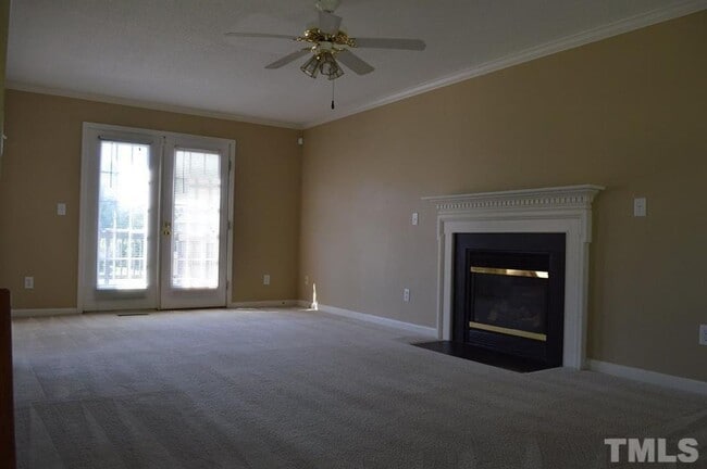 Building Photo - 2306 Nutting Ln