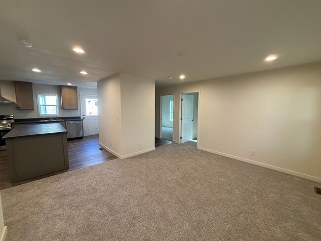 Building Photo - 1512 Agape Way