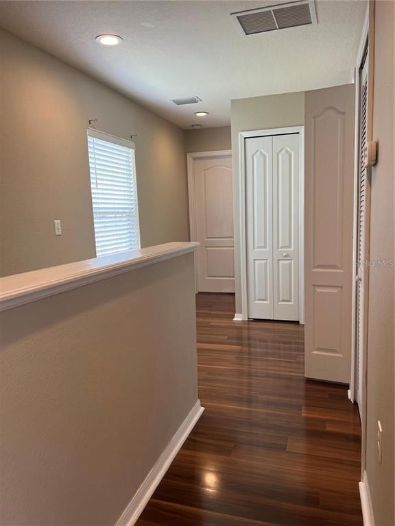 Building Photo - 2020 Greenwood Valley Dr