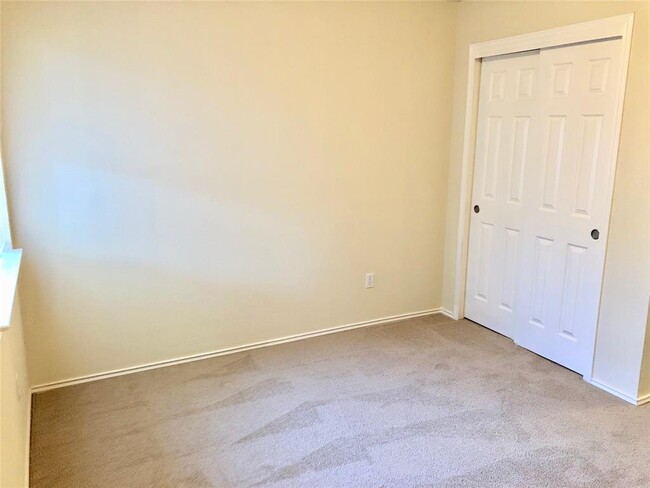 Building Photo - 1107 Bohica Way