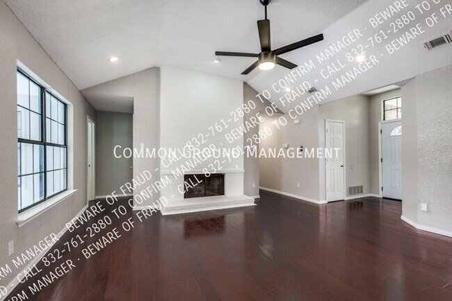 Building Photo - 2729 Dukeswood Dr