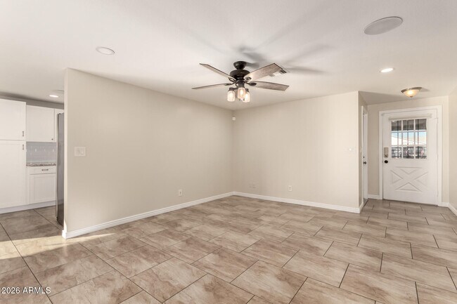 Building Photo - 2003 N Los Arboles Ct