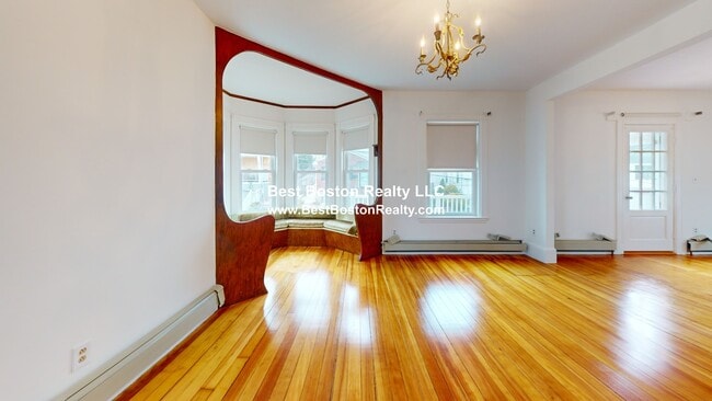 Building Photo - 66 Sagamore Ave