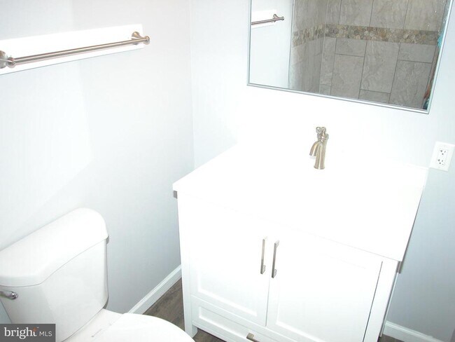 Building Photo - 14835 Clear Spring Rd