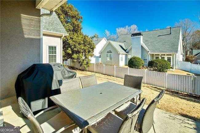 Building Photo - 203 Lenox Dr