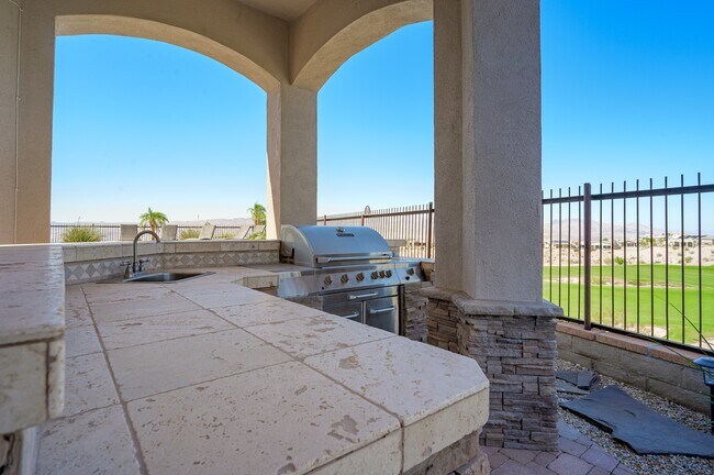 Building Photo - 1362 Pioneer Trail