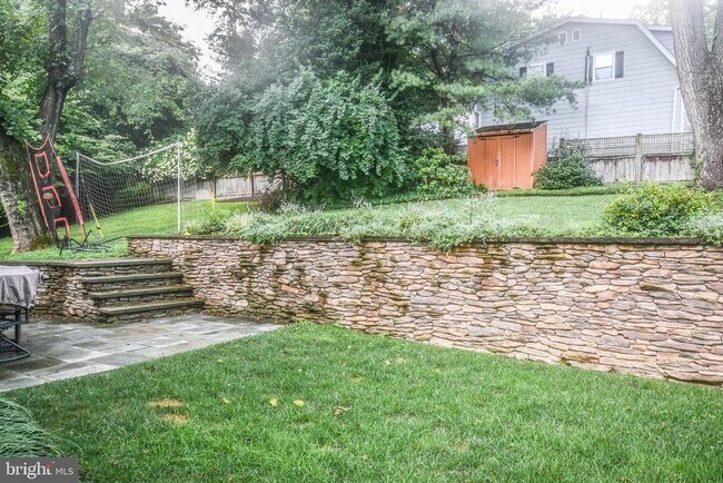 Building Photo - 8804 Walnut Hill Rd